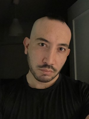 Xtudr - anderazz: I'm into BDSM, roles, sessions, with experience and toys.