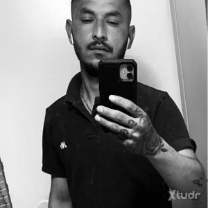 Xtudr - jesusHB60: I'm a passive gay guy looking for mature men. I love being penetrated. 