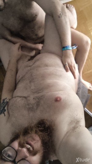 Xtudr - dani[ ]: I'm a person with a very good vibe and a well-furnished head, very optimistic and eager to know what's good, because this l...