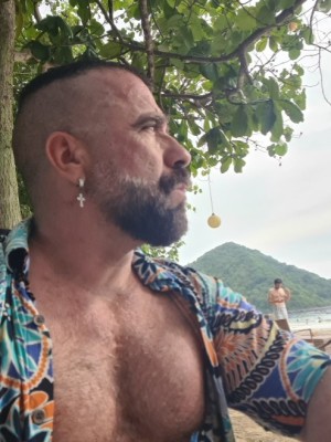 Xtudr - Musclepup: Tío muy masculino sumiso cachas busco dominante de actitud muy hetero y muy machistas que le guste tratarme de nena humil...