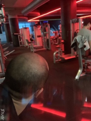 Xtudr - Minion: I'm looking for a guy with a great ass, I like to give relaxing massages on his body and back, also to be his seat and make ...