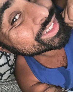 Xtudr - Junior951: I love to color in my free time and well if you want to know more about me just message me 