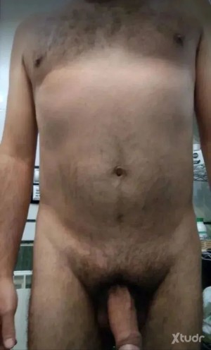 Xtudr - Pavluszoo: Sumiso cerdete buen cuerpo, esbelto, buen culo tragón, dotado que le gustaría tener un Amo activo por mi zona o alrededor...