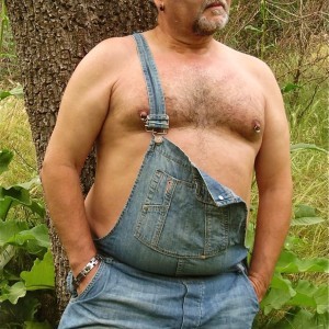 Xtudr - BEAR4040: Mature, hairy, shaved, morbid, open to everything
If you're interested in my erotic novels curromendoza60.wixsite.com/curr...