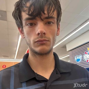 Xtudr - flirtingwtdeath: I love rimming and facesitting 
Tell me more about yourself and interests and what you want to do to me