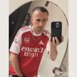 Xtudr - ItzDannyBoii:  Shy at first but looking to change that. Engaged to my fiancé—we’re both looking for friends and fun. Into sports kit...