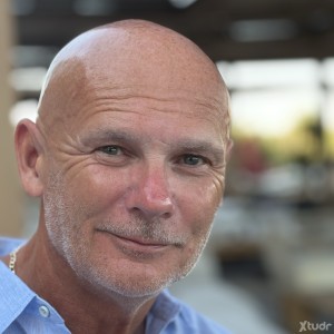 Xtudr - LymBttm: Married couple looking for top to fuck my husband.