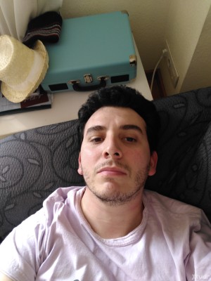 Xtudr - RaYM92: Me va dominar y ser dominado puedo ser activo o pasivo. Estoy explorando lo que me gusta y lo que me interesa. Estoy abierto...