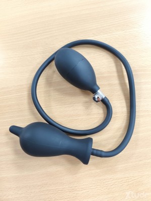 Xtudr - sumiso28sev: Abierto a todas las posibilidades, pasivo y muy sumiso, buscando encontrar mis limites. Hasta hoy no los encontré.
No b...