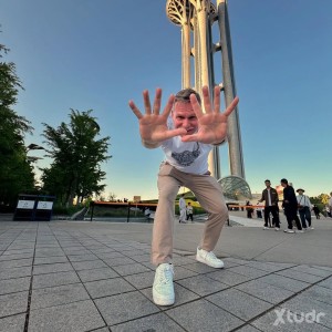 Xtudr - JohnsonBille: I absolutely love to travel and explore new places. Sports and morning exercises are like my daily dose of energy, kee...