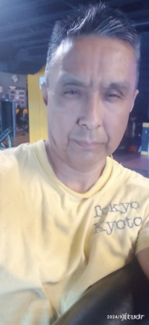 Xtudr - jorgeniloalmazan: Moreno negro  cachondo busco amigos similares
