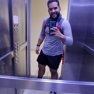Xtudr - j.gab: No tengo sitio
Dominante activo, busca complacer a pasivo desde lo más básico cómo juego de roles, anatomía, juegos, busco su...