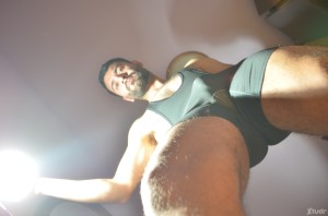 Xtudr - HairySlave: I'm looking for a dominant man or a partner who shares the same tastes, a dominant man to belong to and serve, a dominan...