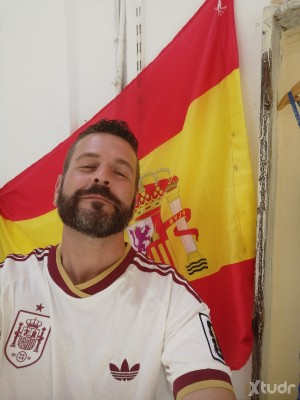 Xtudr - Xavi38sevilla: Perrako con coñako muy abierto... Me gustan las sesiones largas con guarreo..
Busco Alfa..quiero ser su putita 🥵🥵😈😈 
...