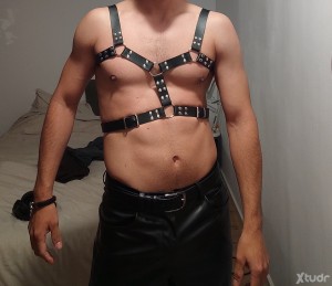 Xtudr - Latinboy99: Busco un tutor, aprendiendo ser un amo 