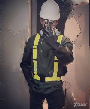 Xtudr - Alian: Submissive for female dominants to have a good time and I love to be submissive and be fucked by other guys. Guys in uniform ...