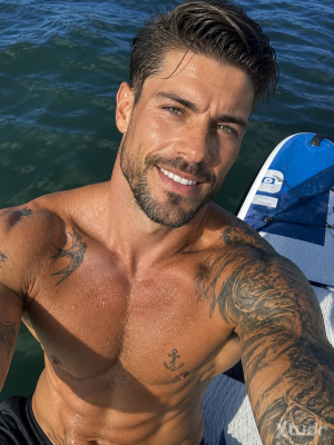 Xtudr - MatthewEverett: Everybody's looking for something:
Some of them want to use you 😈
Some of them want to get used by you 🔥
Some of the...