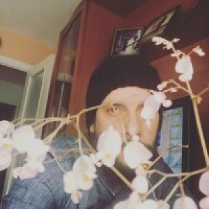 Xtudr - klke: I'm looking for mature men over 50 years old and with a belly, that's a plus. With a mustache, you will be sodomized for sure....