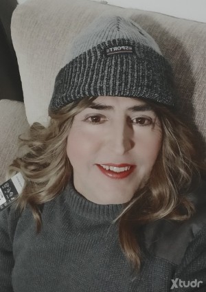 Xtudr - vivianne: Soy bisexual crossdresser pasivo d
epilado y busco activo maduro a poder ser dotado Soy una persona con intenciones de exp...