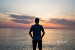 Xtudr - aolem: Compliant by vocation, not by pose. I'm looking for a mature Dominant man, very masculine, with presence, character, and natu...