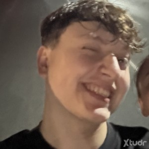 Xtudr - gleb111: i like older men 