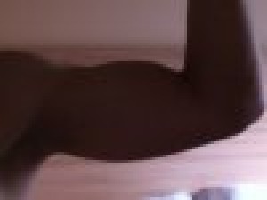 Xtudr - viciosoenamerica: hello
I offer myself for fuck sessions