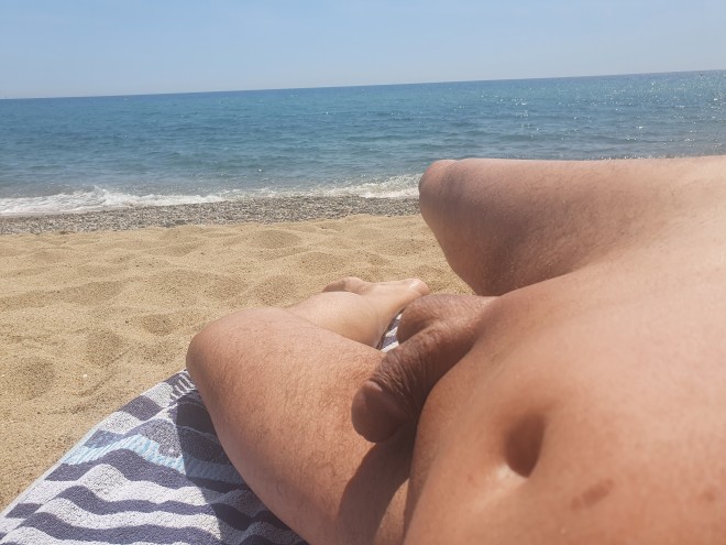 Xtudr - nudistas bcn Declaro inaugurada la temporada de platja 2022