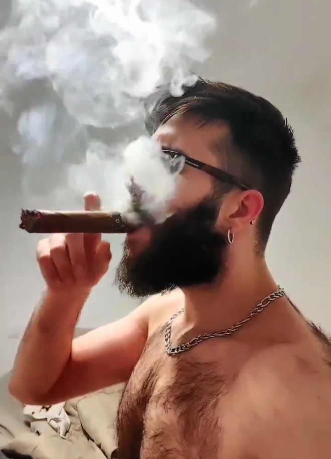 Xtudr - Smokers España Necesito un cenicero.