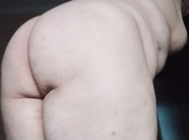 Xtudr - Chubbies (Gordos), Cubs (Cachorros) y Chasers (Cazadores de Osos y Gordos) Sexo Seguro Gordito tetón sumiso en busca de macho dominante, realmente superior, al que se la ponga dura degradar y usar. Morbo pero con cabeza. Nada de findom, ni ciber (aunque no tengo problema con charlar).