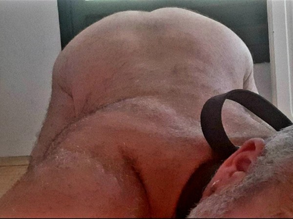 Xtudr - SEXO EN TARRAGONA.. Estare trabajando por Valls a partir de mayo por unos meses...dispuesto a experimentar con algun amo ganas y morbo  no faltan...