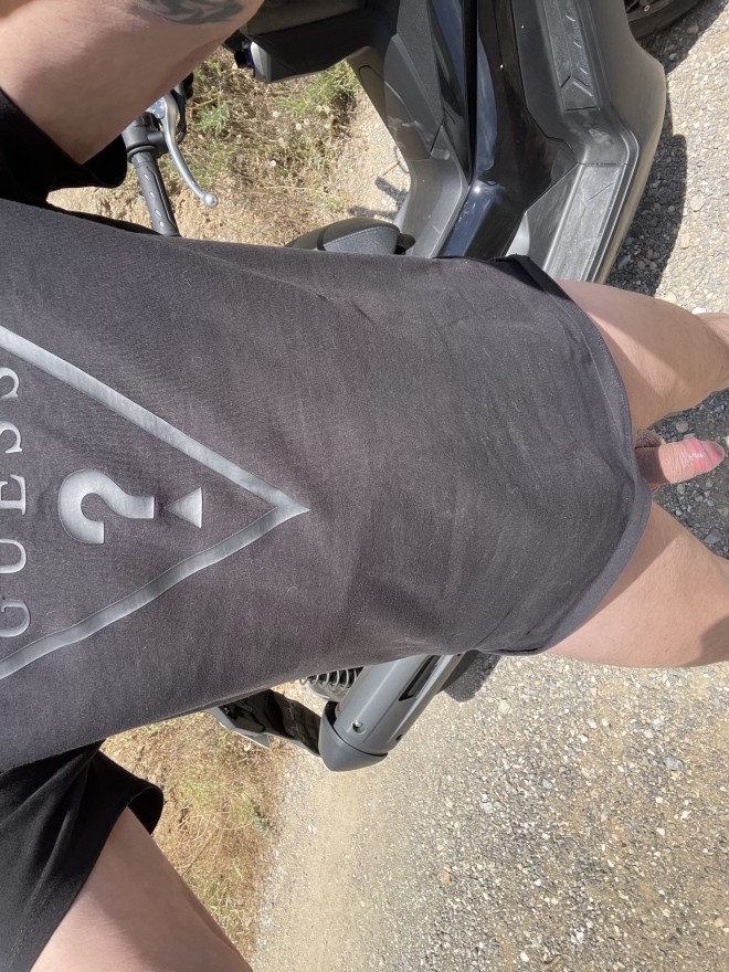 Xtudr - MIRONES, NUDISMO PAJERO O EXHIBICIONISTAS 