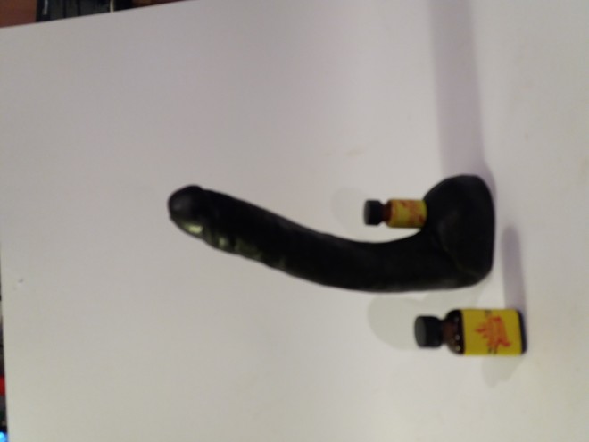Xtudr - culos EXTREMOS aqui dildo y culo tragon.. algun activo deklgado q sepa dar caña....real o teams?... desnudo ya . Algun AMO,MASTER ,Dominante que sepa abusar de este agujero? 