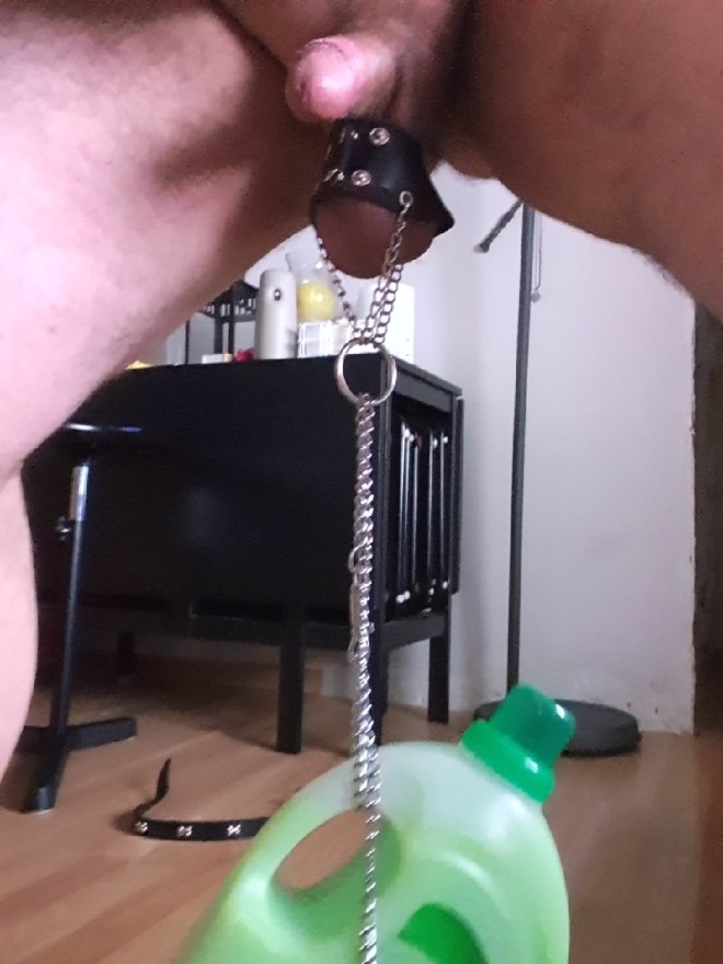 Xtudr - CBT BALLBUSTING MADRID Haciendo ejercicio