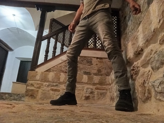 Xtudr - Humillacion Besa mis pies 