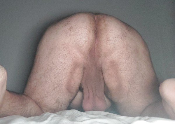 Xtudr - esclavos follados por machos anónimos Esta tarde nueva sesión de uso libre. Entre las 4 y las 7.30 os espero en las cabinas de la sauna de Torremolinos. Vosotros decidis si me usais a puerta cerrada o no.