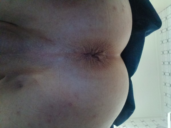 Xtudr - Spank real en Barcelona Dispuesto para una buena sesión de spank y lo que se tercie
