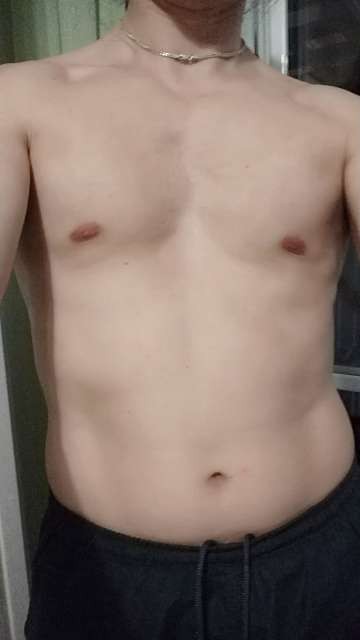 Xtudr - Se buscan esclavos delgados para amos gordos Ya que estamos en este grupo, si eres gordo mira mi perfil. Estoy interesado. Bonus point si estas depilado.
Encantado de que me dilates, estar encima y debajo de ti.