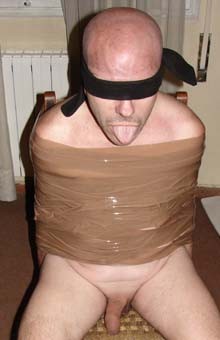 Xtudr - Busco FTM Busco TRANS  con tetas y rabo que sea switch, es decir que le guste dar y recibir, para jugar a atarnos y darnos kañita. En Madrid 