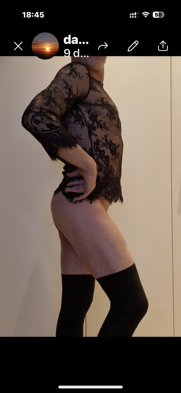 Xtudr - FEMINIZACIÓN TOTAL Primeriza empezando . Buscando macho muy maduro que me enseñe  a ser su nena y me feminize para el a su gusto . Quiero ser su nena .