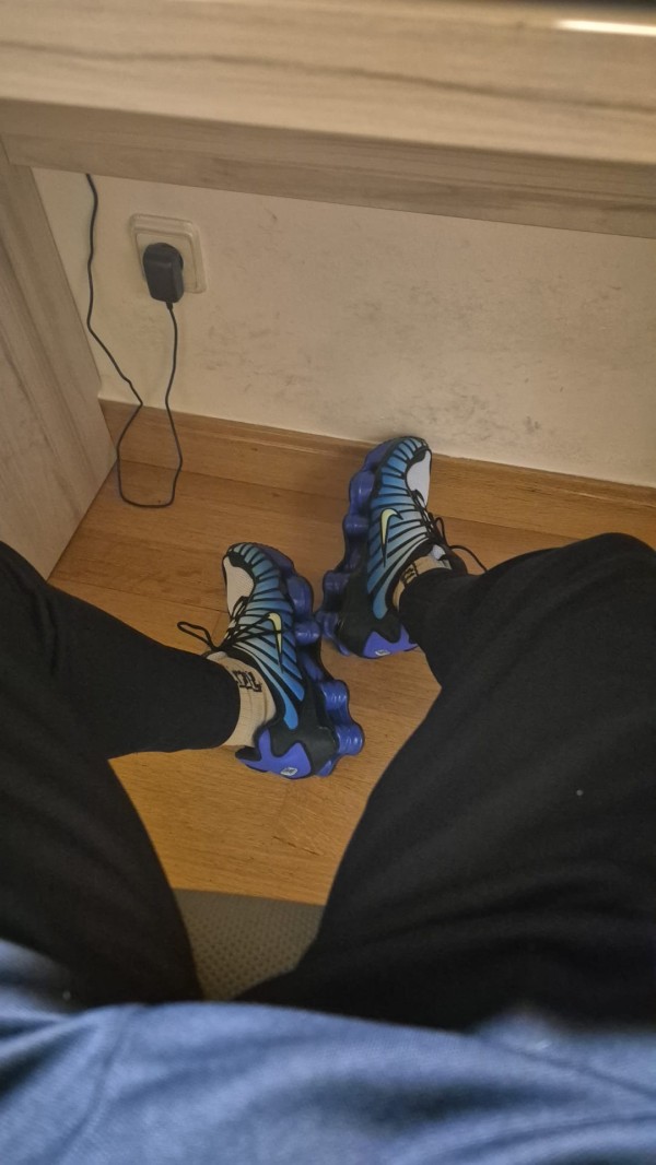 Xtudr - Nike Shox Que pasa perros