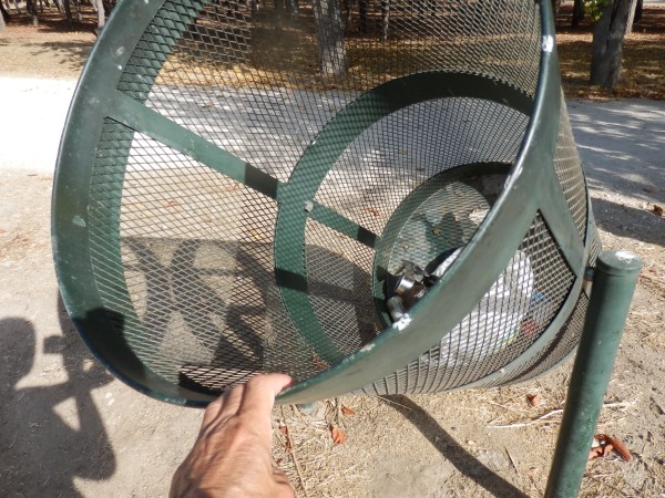 Xtudr - BDSM NEL KAMPO SN-04
Voy a empezar a mover el tema del BDSM NEL KAMPO. Lo voy a hacer de forma individual, quedando con personas sueltas, al menos de momento. 
Lo que hagamos para quedar lo haremos mediante contacto por PRIVADO. El interesado ha de quedar conmigo mediante un PRIVADO en Xtudr. Ahí le diré el día, la hora y lo que haremos de un modo sencillo. 
No hay que olvidar que son ACTIVIDADES BDSM «NEL KAMPO» es decir que habrá dos tipos de actividades. 1.- Conocimiento del campo y cómo andar por él y 2.- Algo de kaña suave…
