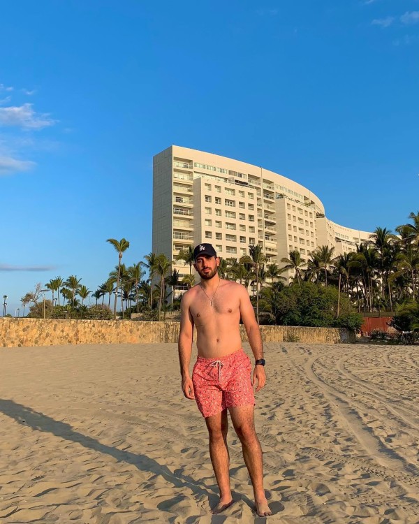 Xtudr - Abre el puto agujero maricón!! busco un amo que trabaje mi culo 