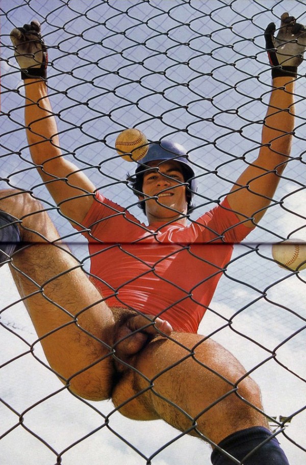 Xtudr - Humillacion En este Grupo https://www.xtudr.com/grupos/id/1691016 hay muchas sugerencias para atar en el campo a perras sumisas por tiazos cabrones que las dominan.