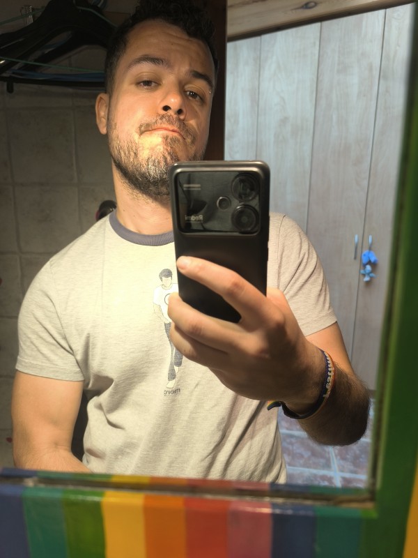 Xtudr - MACHOS PATRIOTAS Buscando un machote patriota para poder conocerlo y lo que surja, yo machito sumiso jjjj