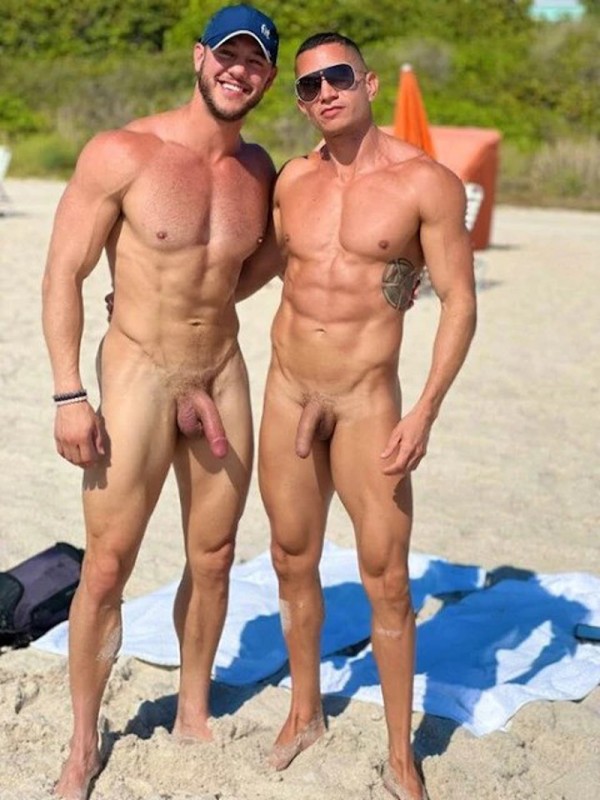 Xtudr - SIN COMPLEJOS https://youtu.be/CSLNUkgvQos?si=HfEavNe1iaL6RcEL

E Mi Alzo Sui Pedali

----------

Según un estudio, la música estimula las mismas regiones cerebrales que regulan los impulsos sexuales 

https://www.intramed.net/content/el-sexo-y-la-musica-relaciones
