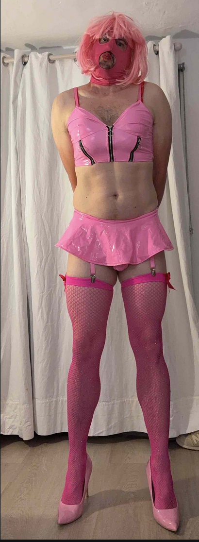 Xtudr - SISSYS & BDSM creeís que puedo servir para macho dominante?