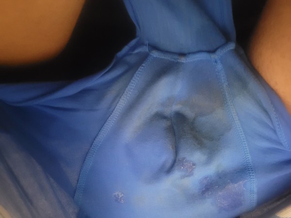 Xtudr - VENDERROPACURRADA Vendo ropa usada interior, calcetines y opción de currada ,escríbeme interesados ,también puedo grabar video u opción presencial para ver la currada