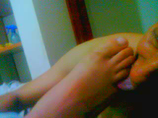 Xtudr - Relaciones machistas AMO me exhibe lamiendo sus pies