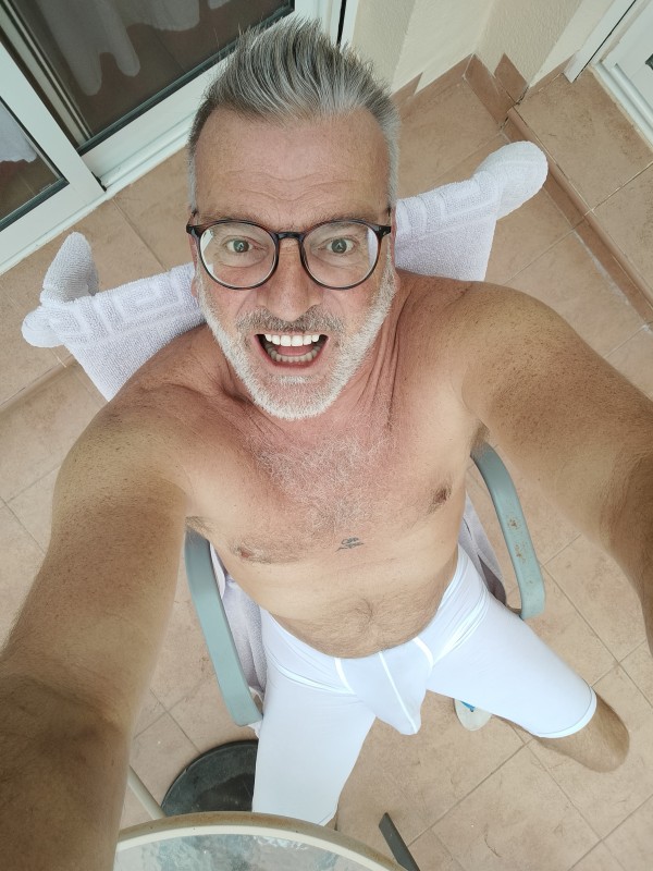 Xtudr - Almería Grupos Hola grupo
