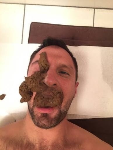 Xtudr - Para amos guarros y cerdos Boca siempre disponible y con ganas de tragar y comer mierda de macho